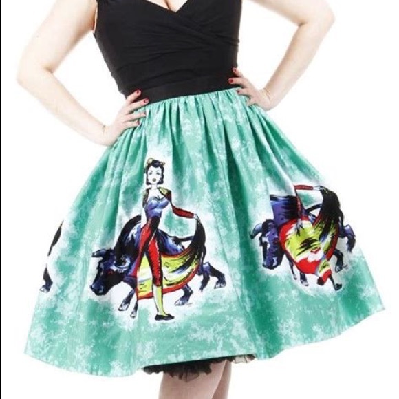Pinup Couture Dresses & Skirts - PUG Mexican Circle Skirt in Matador Print-L